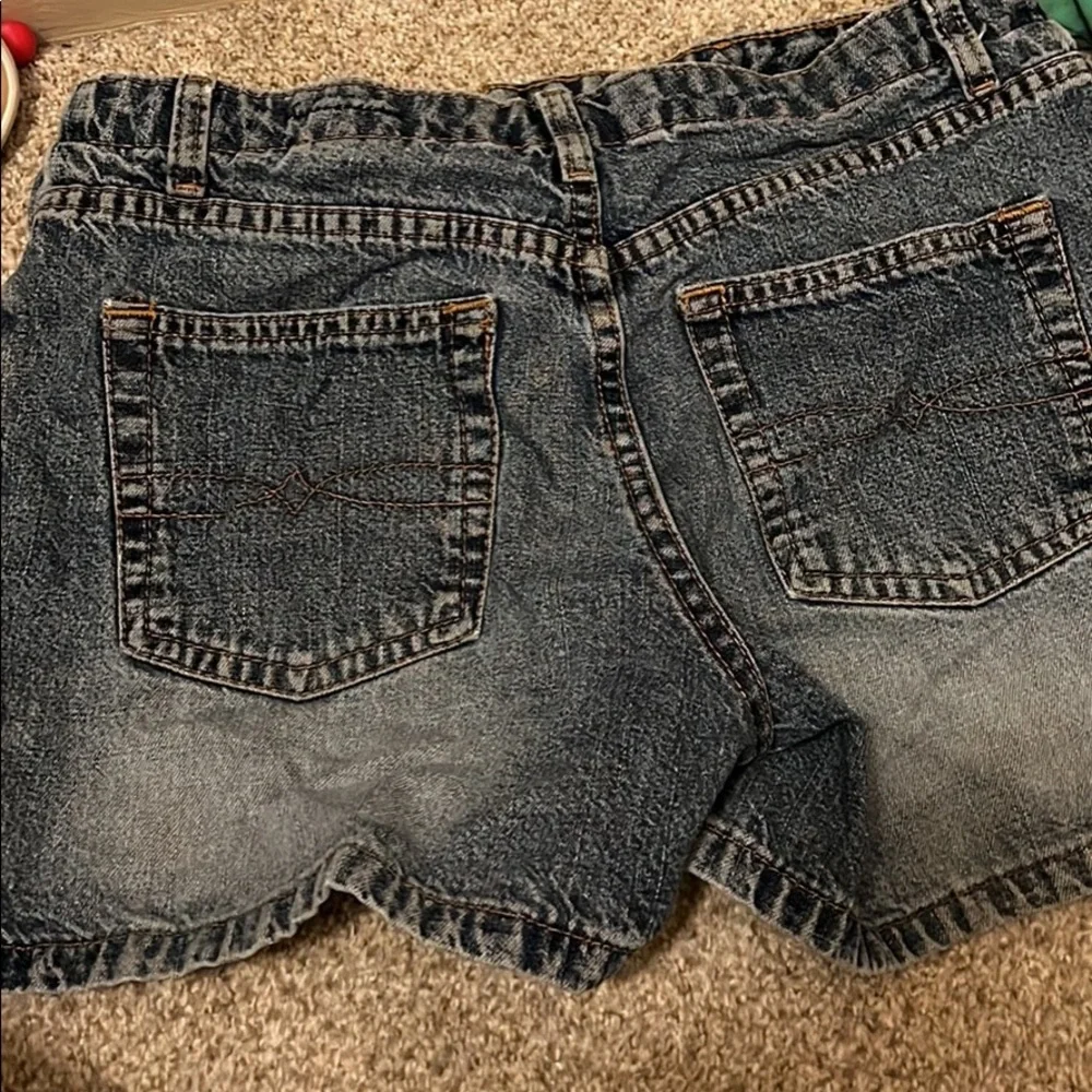 Shorts - Picture 2 of 2